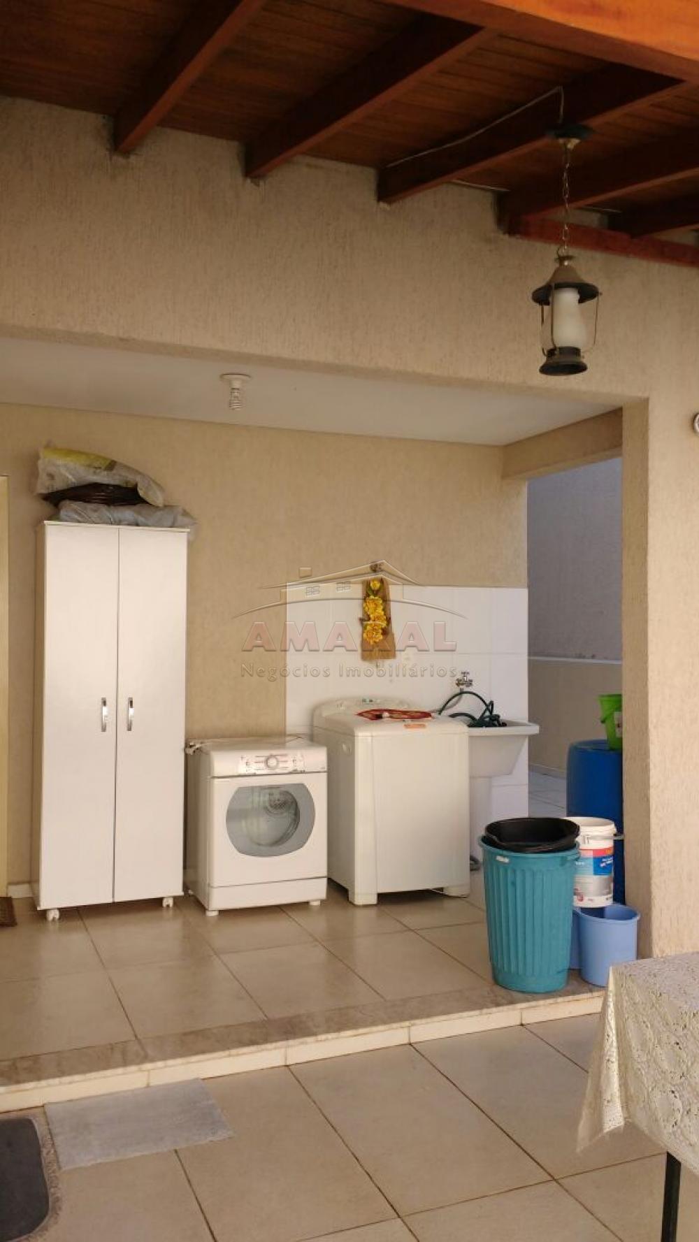 Comprar Casas / Sobrado em Suzano R$ 780.000,00 - Foto 2