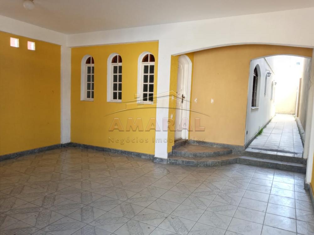 Alugar Casas / Sobrado em Suzano R$ 1.800,00 - Foto 1