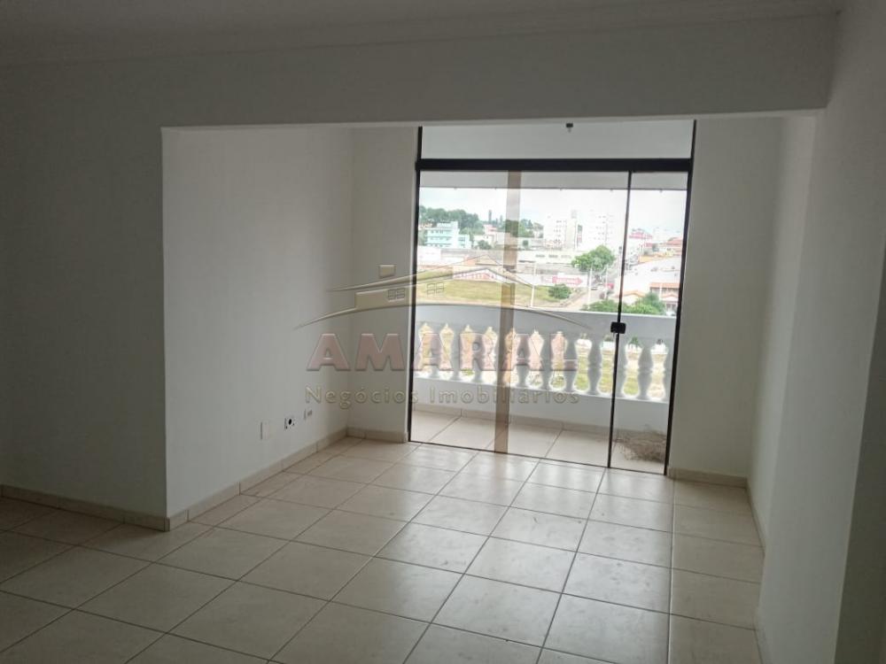 Alugar Apartamentos / Padrão em Suzano R$ 987,00 - Foto 1