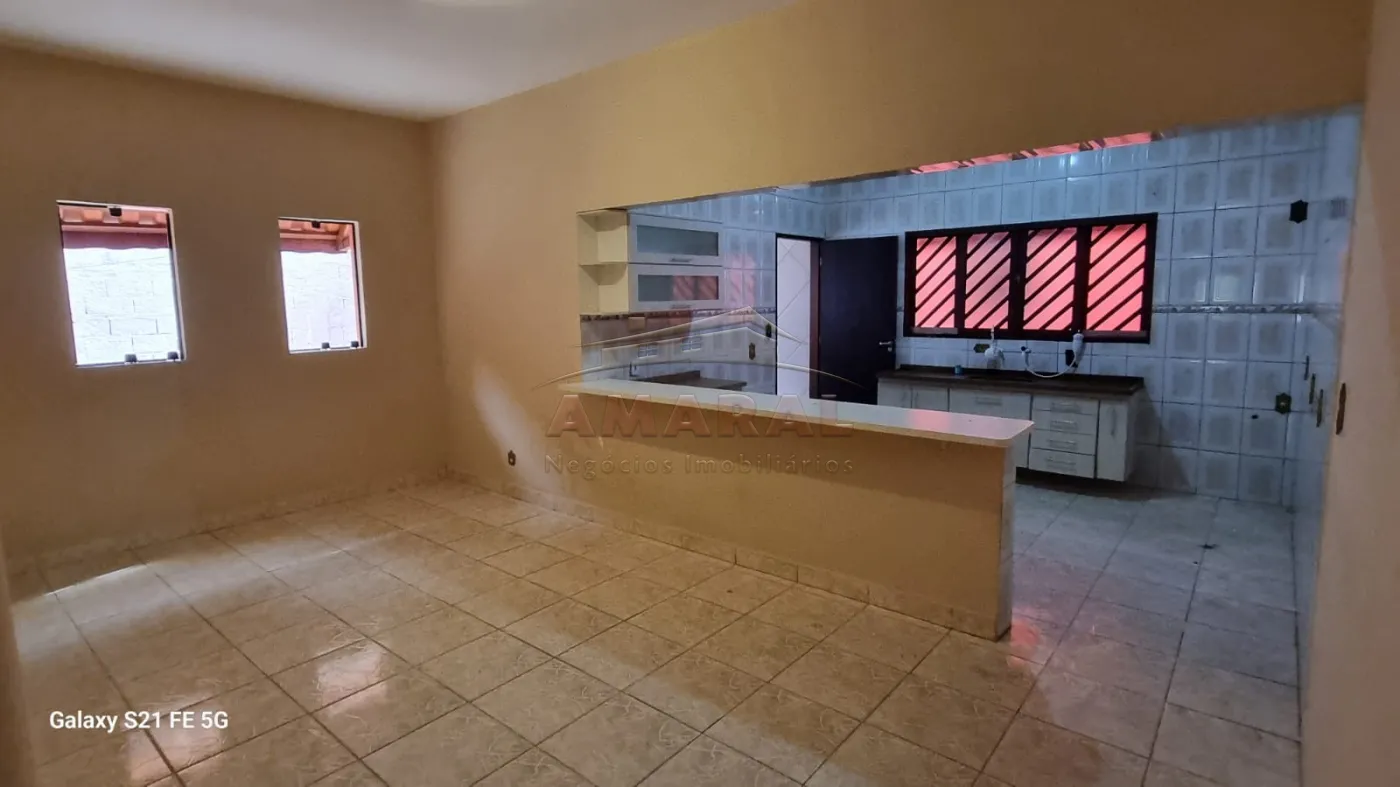 Alugar Casas / Sobrado em Suzano R$ 1.700,00 - Foto 14