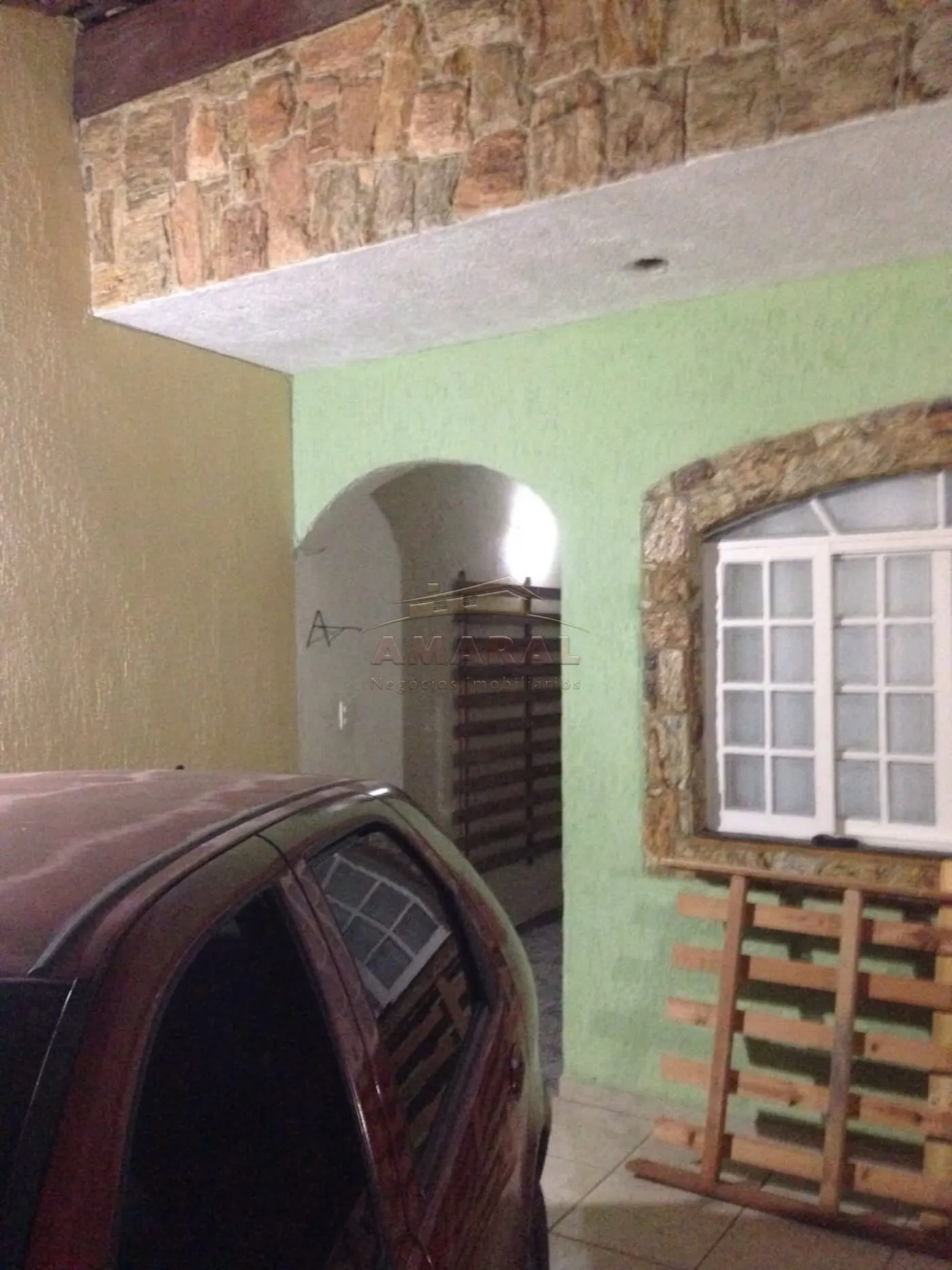 Comprar Casas / Sobrado em Suzano R$ 500.000,00 - Foto 1