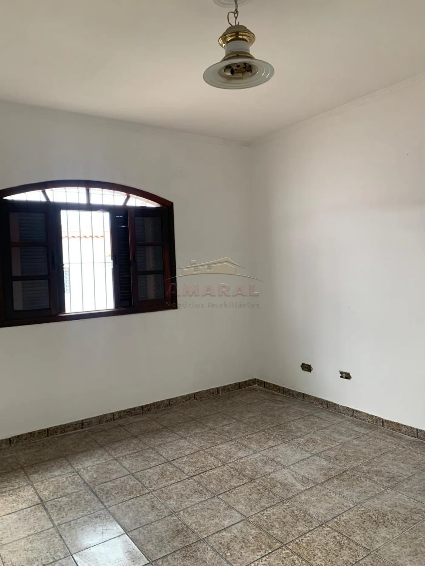 Alugar Casas / Térrea em Suzano R$ 2.800,00 - Foto 4