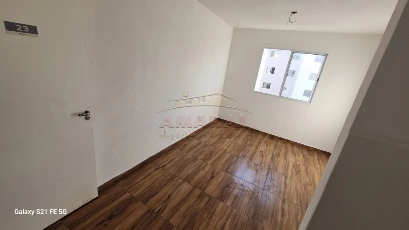 Alugar Apartamentos / Padrão em Suzano R$ 945,00 - Foto 2