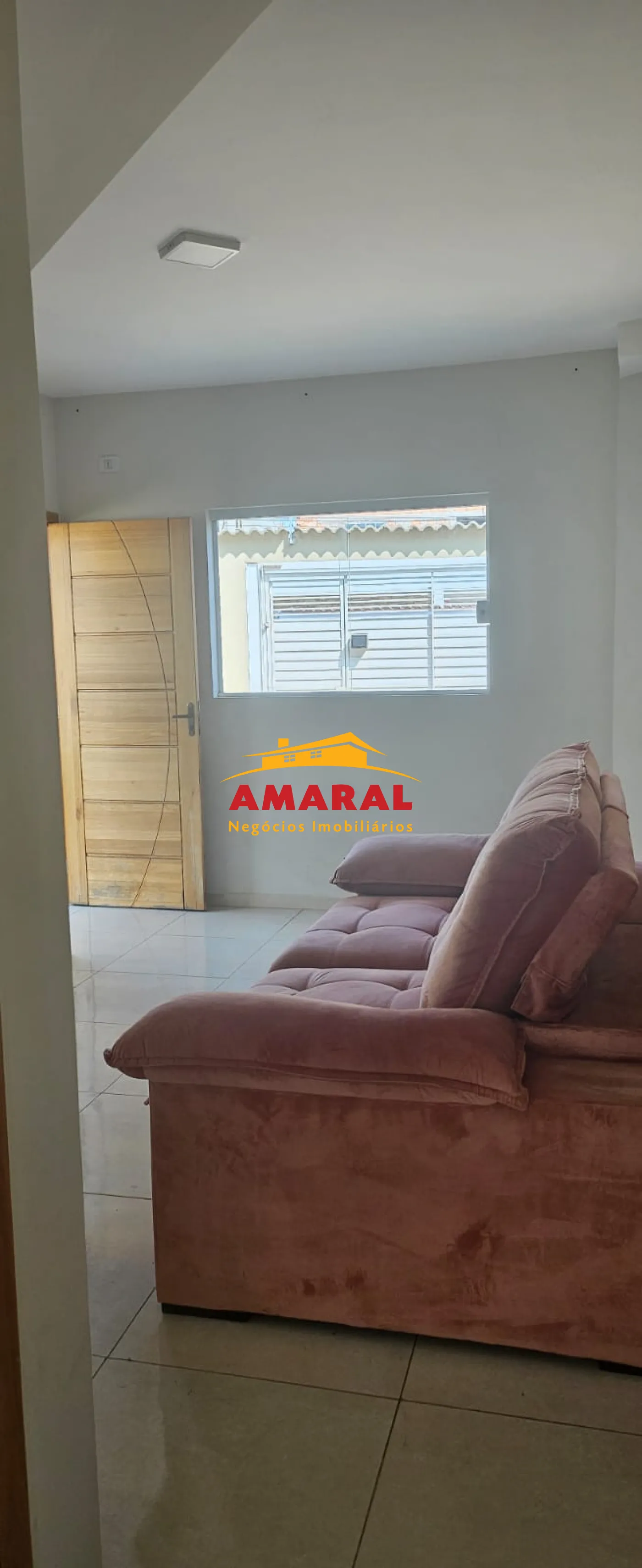 Comprar Casas / Sobrado em Suzano R$ 450.000,00 - Foto 4