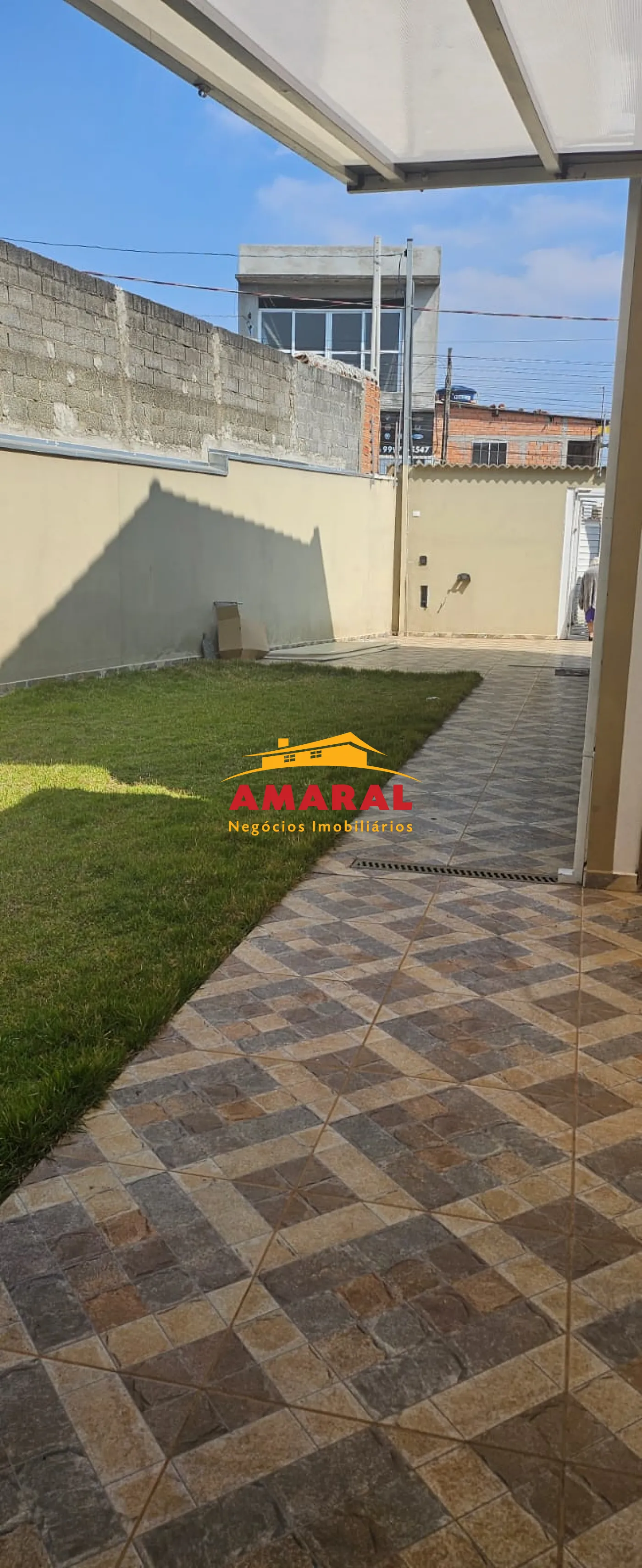 Comprar Casas / Sobrado em Suzano R$ 450.000,00 - Foto 2