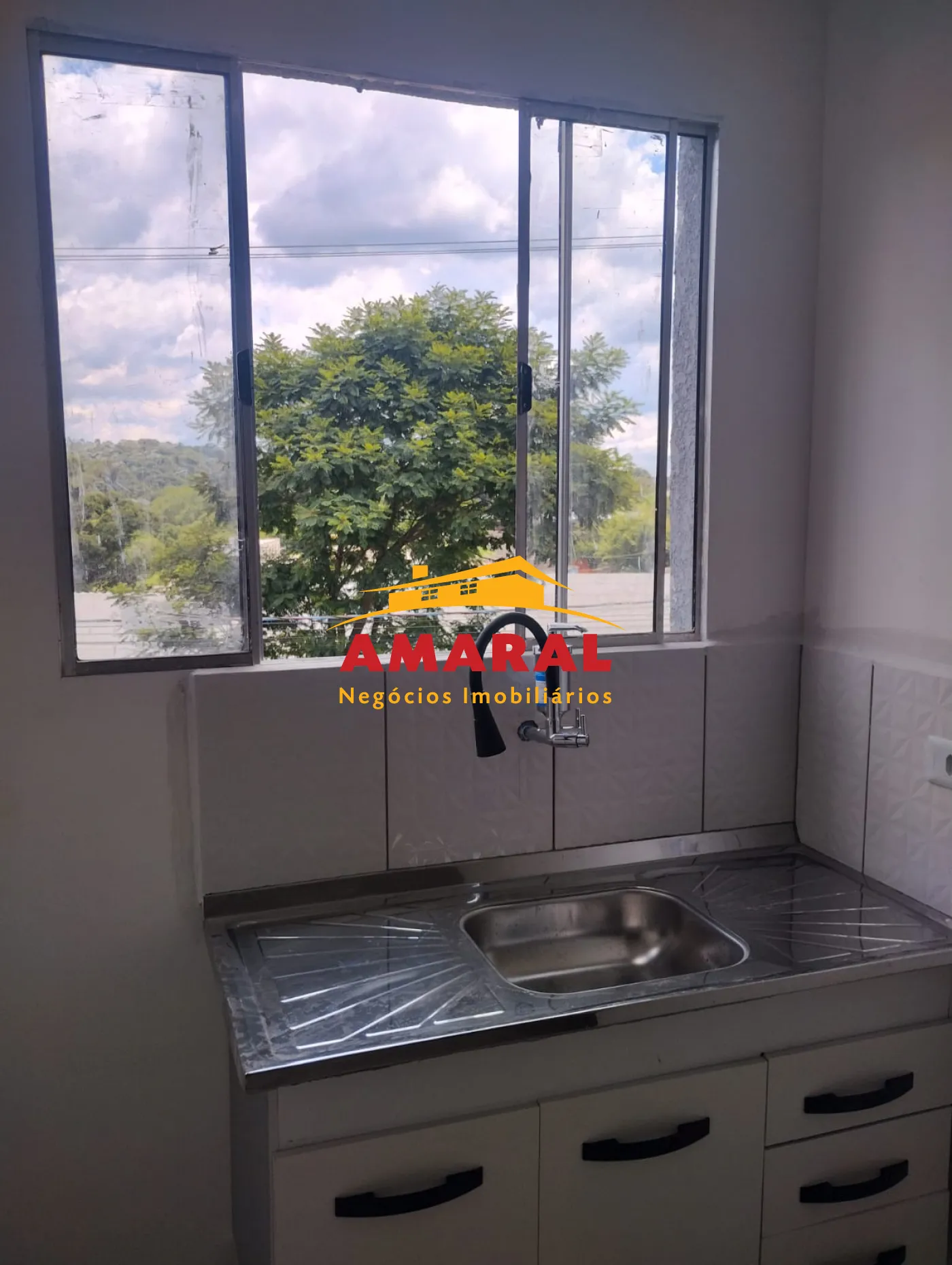 Alugar Apartamentos / Kitchnet em Suzano R$ 950,00 - Foto 4