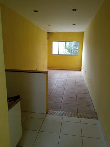 Alugar Apartamentos / Kitchnet em Suzano. apenas R$ 750,00