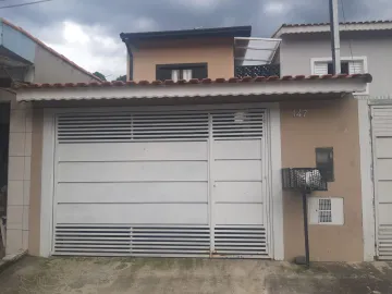 Alugar Casas / Sobrado em Ferraz de Vasconcelos. apenas R$ 445.000,00