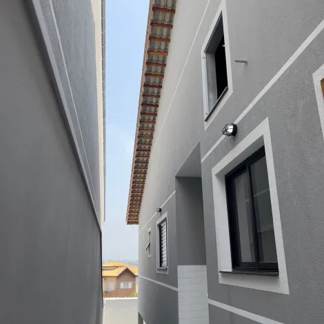 Alugar Casas / Térrea em Suzano. apenas R$ 590.000,00